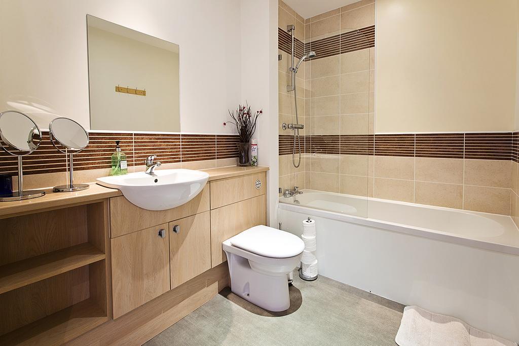 Lochend Park View Apartment Edinburgh Exterior foto